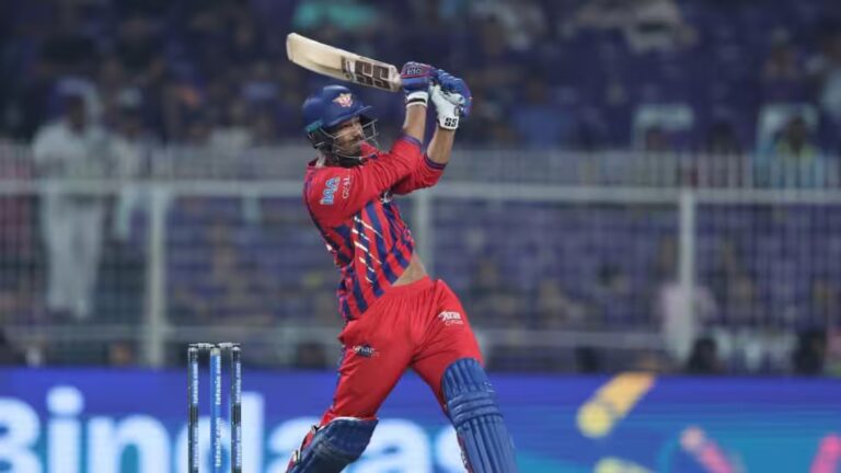 कौन हैं अपने IPL करियर की पहली गेंद पर ‘सिक्स’ लगाने वाले Akshat Raghuvanshi?