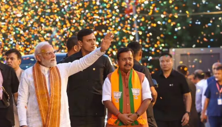 बंगाल चुनाव की बंपर जीत पर पाकिस्तान ने भी की PM मोदी की तारीफ, जानें बांग्लादेश ने क्या कहा? बंगाल चुनाव की बंपर जीत पर पाकिस्तान ने भी की PM मोदी की तारीफ, जानें बांग्लादेश ने क्या कहा?