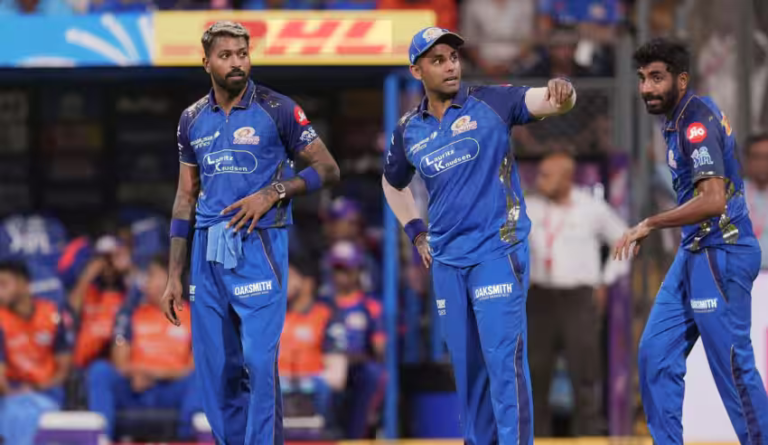 IPL 2026: मुंबई इंडियंस में आया सबसे बड़ा तूफान.क्या खत्म होने जा रहा है सबसे बड़ा दौर IPL 2026: मुंबई इंडियंस में आया सबसे बड़ा तूफान.क्या खत्म होने जा रहा है सबसे बड़ा दौर