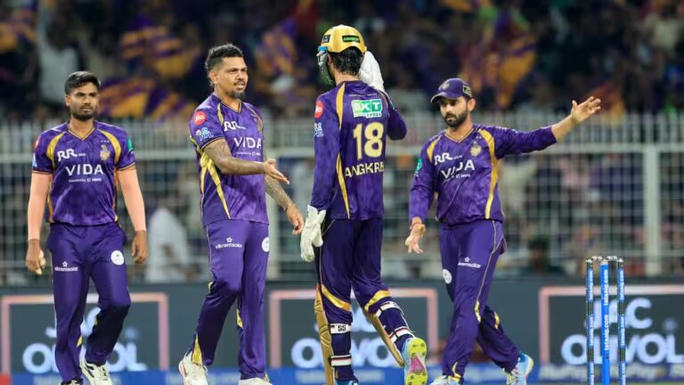 KKR की प्लेऑफ की उम्मीद जिंदा, सुनील नरेन ने रचा इतिहास, पांडे-पावेल भी चमके; MI चारों खाने चित