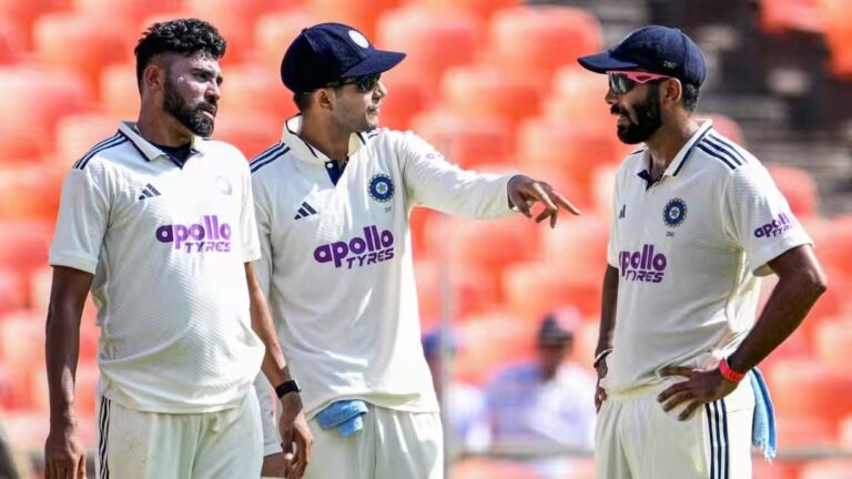 अफगानिस्तान टेस्ट में ऐसी दिख सकती है टीम इंडिया की प्लेइंग इलेवन, 2 स्टार खिलाड़ियों का डेब्यू अफगानिस्तान टेस्ट में ऐसी दिख सकती है टीम इंडिया की प्लेइंग इलेवन, 2 स्टार खिलाड़ियों का डेब्यू