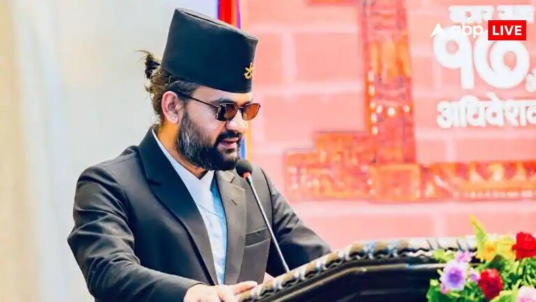 भारत से सीमा विवाद पर बयान से भड़के लोग, विपक्ष- छात्र नेपाल PM बालेन के इस्तीफे की कर रहे मांग भारत से सीमा विवाद पर बयान से भड़के लोग, विपक्ष- छात्र नेपाल PM बालेन के इस्तीफे की कर रहे मांग