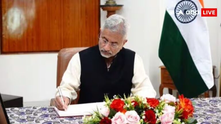 तेहरान को लेकर भारतीय दूतावास की एडवाइजरी, कहा- नागरिक ईरान यात्रा से बचें; हेल्पलाइन नंबर जारी तेहरान को लेकर भारतीय दूतावास की एडवाइजरी, कहा- नागरिक ईरान यात्रा से बचें; हेल्पलाइन नंबर जारी