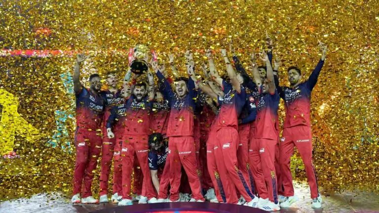 चैंपियन बनने के एक दिन बाद RCB प्लेयर पर लगा बैन, BCCI ने इस हरकत पर सुनाई सजा