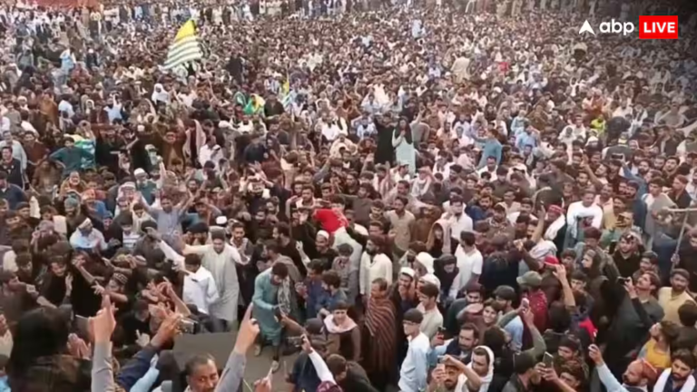 ‘PoK नहीं पाकिस्तान का हिस्सा’, हजारों की भीड़ ने रावलाकोट में तालियों से किया समर्थन
