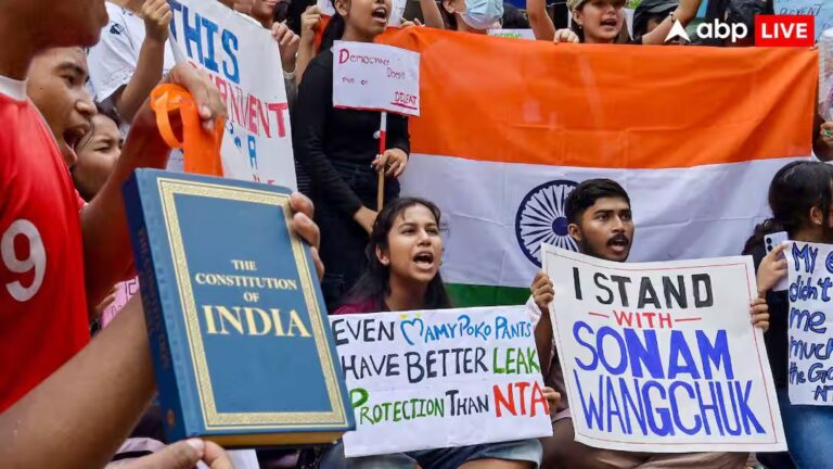 सोनम वांगचुक के लिए न्यूयॉर्क से लेकर लंदन तक प्रदर्शन, भारत सरकार से की बड़ी अपील सोनम वांगचुक के लिए न्यूयॉर्क से लेकर लंदन तक प्रदर्शन, भारत सरकार से की बड़ी अपील