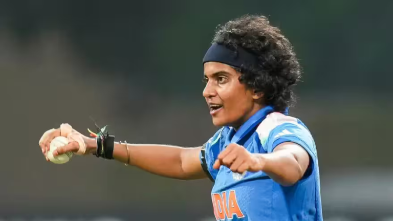 Women’s T20 World Cup: श्री चरणी रहीं सबसे सफल गेंदबाज, 5 मैचों में ही झटके सबसे ज्यादा विकेट Women’s T20 World Cup: श्री चरणी रहीं सबसे सफल गेंदबाज, 5 मैचों में ही झटके सबसे ज्यादा विकेट