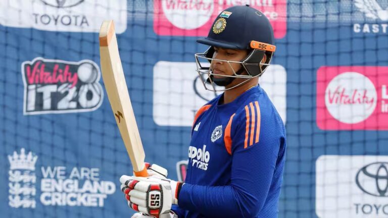 ‘कहीं देर न हो जाए…’, वैभव सूर्यवंशी को नहीं खिलाने पर बोले भारत के वर्ल्ड कप विनिंग कप्तान ‘कहीं देर न हो जाए…’, वैभव सूर्यवंशी को नहीं खिलाने पर बोले भारत के वर्ल्ड कप विनिंग कप्तान