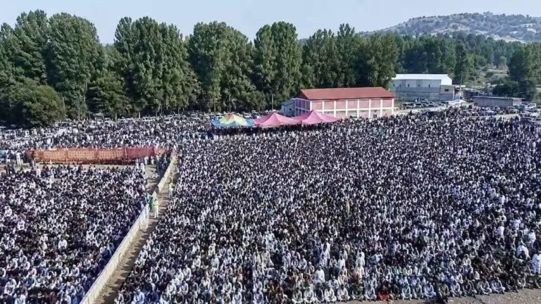 PoK में पाकिस्तान के खूनी खेल के बाद अब गिरफ्तारियां, अवामी एक्शन कमेटी के नेता गिरफ्तार, 60 हज PoK में पाकिस्तान के खूनी खेल के बाद अब गिरफ्तारियां, अवामी एक्शन कमेटी के नेता गिरफ्तार, 60 हज