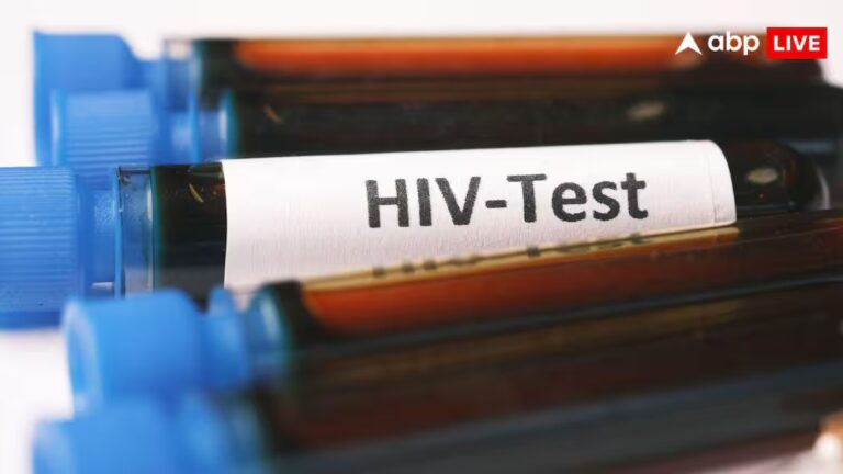 पाक के सिंध में बच्चों में तेजी से फैला HIV, पूरे देश में साढ़े 3 लाख लोग ऐसे ही जीने को मजबूर पाक के सिंध में बच्चों में तेजी से फैला HIV, पूरे देश में साढ़े 3 लाख लोग ऐसे ही जीने को मजबूर