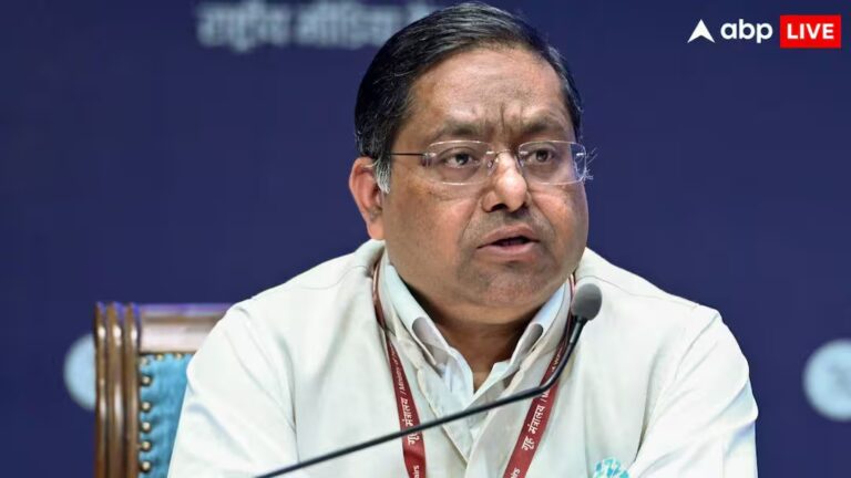रूसी तेल खरीद पर अमेरिका लगाएगा 100 फीसदी टैरिफ? भारतीय विदेश मंत्रालय ने सवाल पर क्या कहा