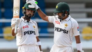PCB ने स्मिथ को बनाया पाकिस्तान टीम का नया कोच, 2 साल का है कॉन्ट्रैक्ट PCB ने स्मिथ को बनाया पाकिस्तान टीम का नया कोच, 2 साल का है कॉन्ट्रैक्ट
