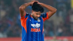 हर्षित राणा पर चला BCCI का हंटर, 97 किलो तक बढ़ गया वजन, वापस CoE भेजा हर्षित राणा पर चला BCCI का हंटर, 97 किलो तक बढ़ गया वजन, वापस CoE भेजा