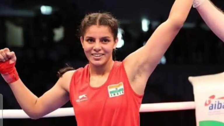 CWG में भारत को मिला 12वां गोल्ड, शनिवार को छाए रहे मुक्केबाज