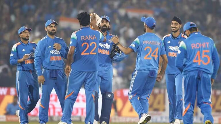 विराट-रोहित समेत सिर्फ 6 खिलाड़ी पक्के! 2027 वर्ल्ड कप में कैसी दिखेगी टीम इंडिया विराट-रोहित समेत सिर्फ 6 खिलाड़ी पक्के! 2027 वर्ल्ड कप में कैसी दिखेगी टीम इंडिया