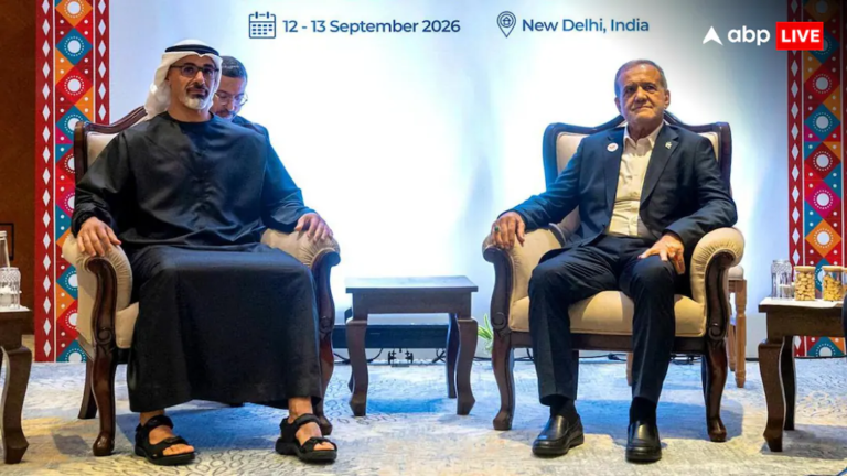 ब्रिक्स के बाद ईरान-UAE में ‘दोस्ती’, पेजेश्कियान बोले – ‘बीती बातों को…’ ब्रिक्स के बाद ईरान-UAE में ‘दोस्ती’, पेजेश्कियान बोले – ‘बीती बातों को…’