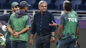 PCB ने कब्जे में लिए पाकिस्तानी खिलाड़ियों के फोन, मैच फिक्सिंग की लगी भनक? उठे सवाल PCB ने कब्जे में लिए पाकिस्तानी खिलाड़ियों के फोन, मैच फिक्सिंग की लगी भनक? उठे सवाल