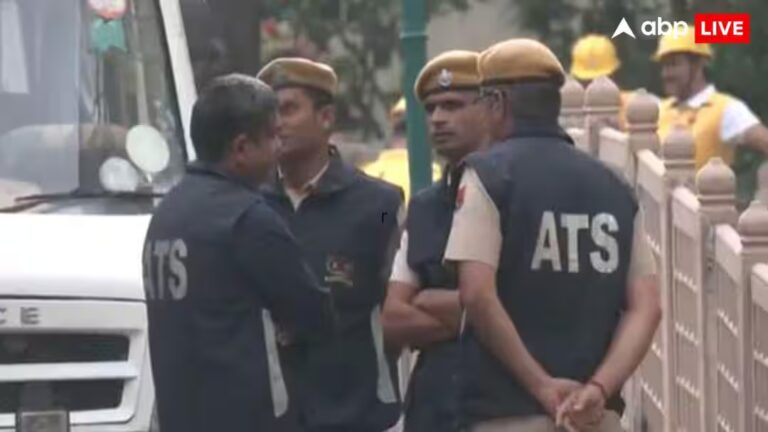 जैश आतंकी मोहम्मद जफर के मोबाइल से खुलासे, पाकिस्तानी नंबरों पर भेजे पैसे