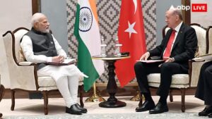 PAK को जिस मुस्लिम देश ने भेजे हथियार, अब हमसे दोस्ती को बेताब, बोला- ‘भारत नाराज..’ PAK को जिस मुस्लिम देश ने भेजे हथियार, अब हमसे दोस्ती को बेताब, बोला- ‘भारत नाराज..’