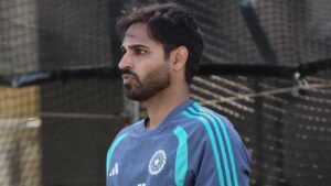 इतिहास रचने के करीब भुवनेश्वर कुमार, IND-NZ टी20 सीरीज में बना सकते हैं ये रिकॉर्ड इतिहास रचने के करीब भुवनेश्वर कुमार, IND-NZ टी20 सीरीज में बना सकते हैं ये रिकॉर्ड